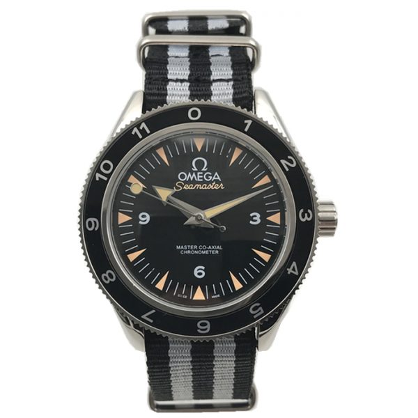 UK Popular Fake Omega Seamaster 300 Black Dial