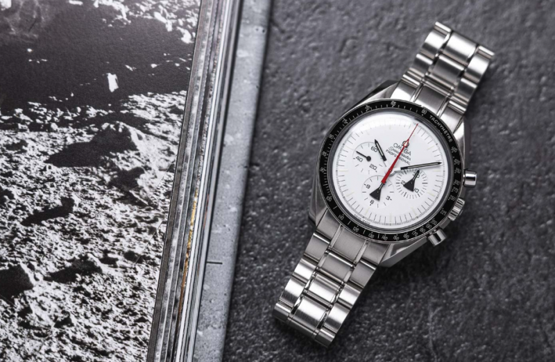 The Hot White UK Perfect Omega Speedmaster Professional Replica Watches Online